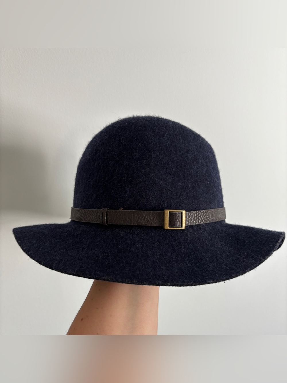 GAP Women's Navy Wool Felt Hat with Brown Leather Band